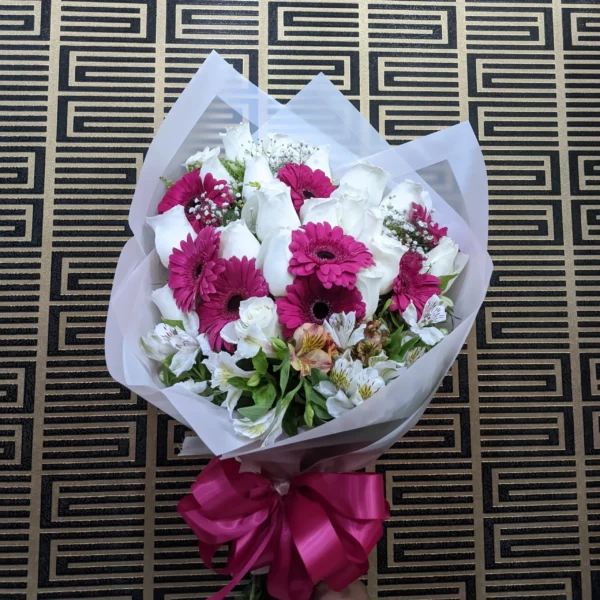 Ramo con 24 Flores