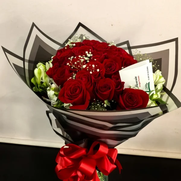 Ramo con 12 Rosas Rojas