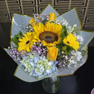 Ramo de Rosas, Gerberas y Girasol