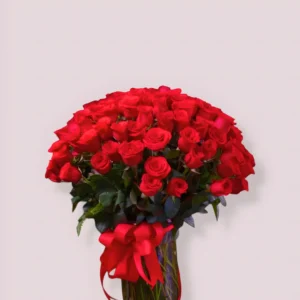 Ramo Clásico de Rosas Rojas en Florero